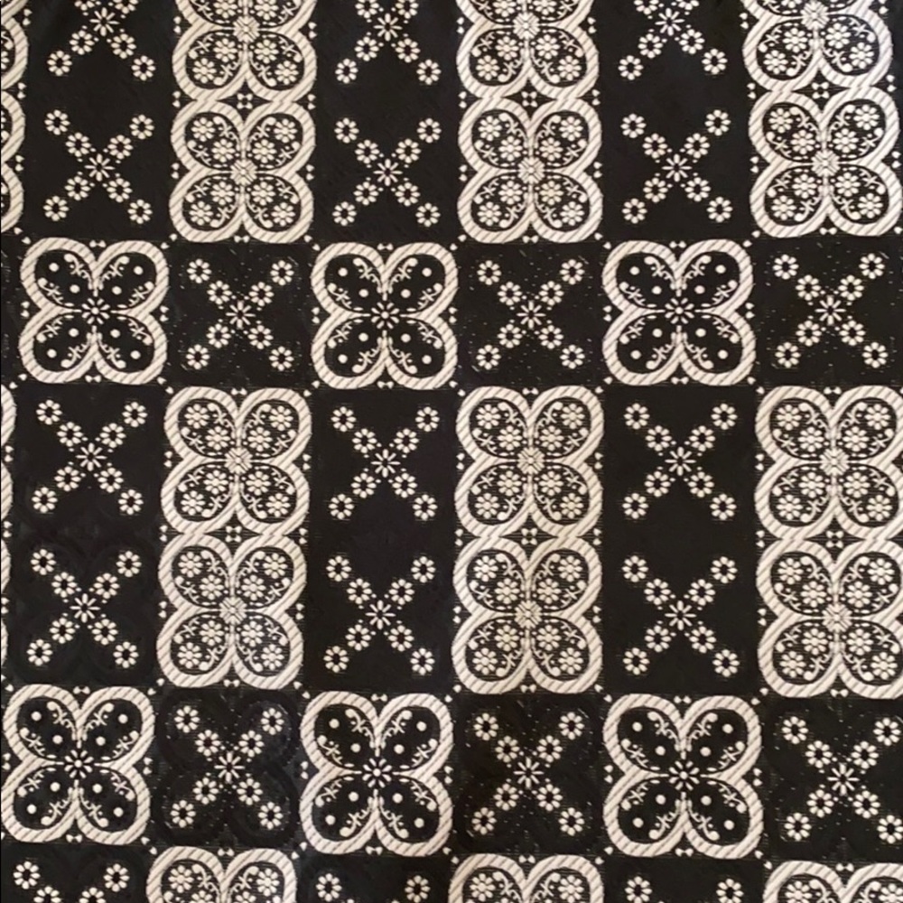 Pocket square - Picture 2 of 2